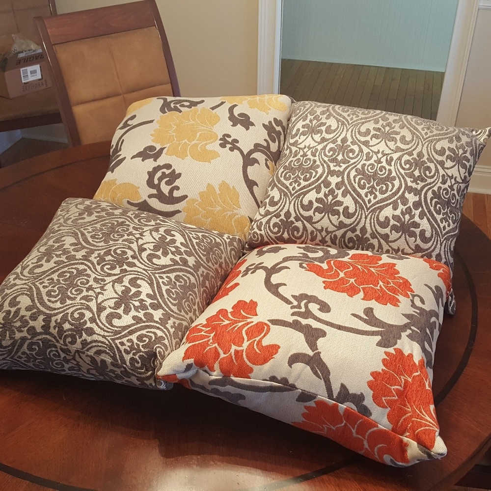 4 Beautiful brocade pillows